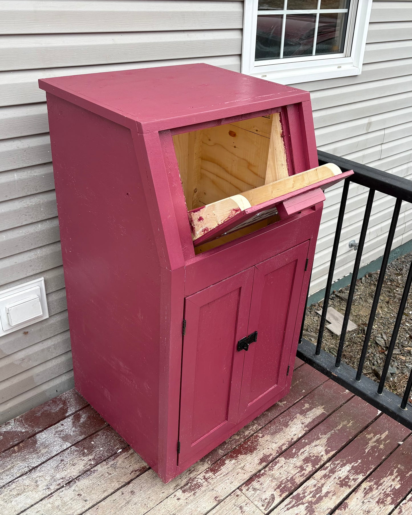 Courier Drop Box Woodworking Plan ( Download Instantly )