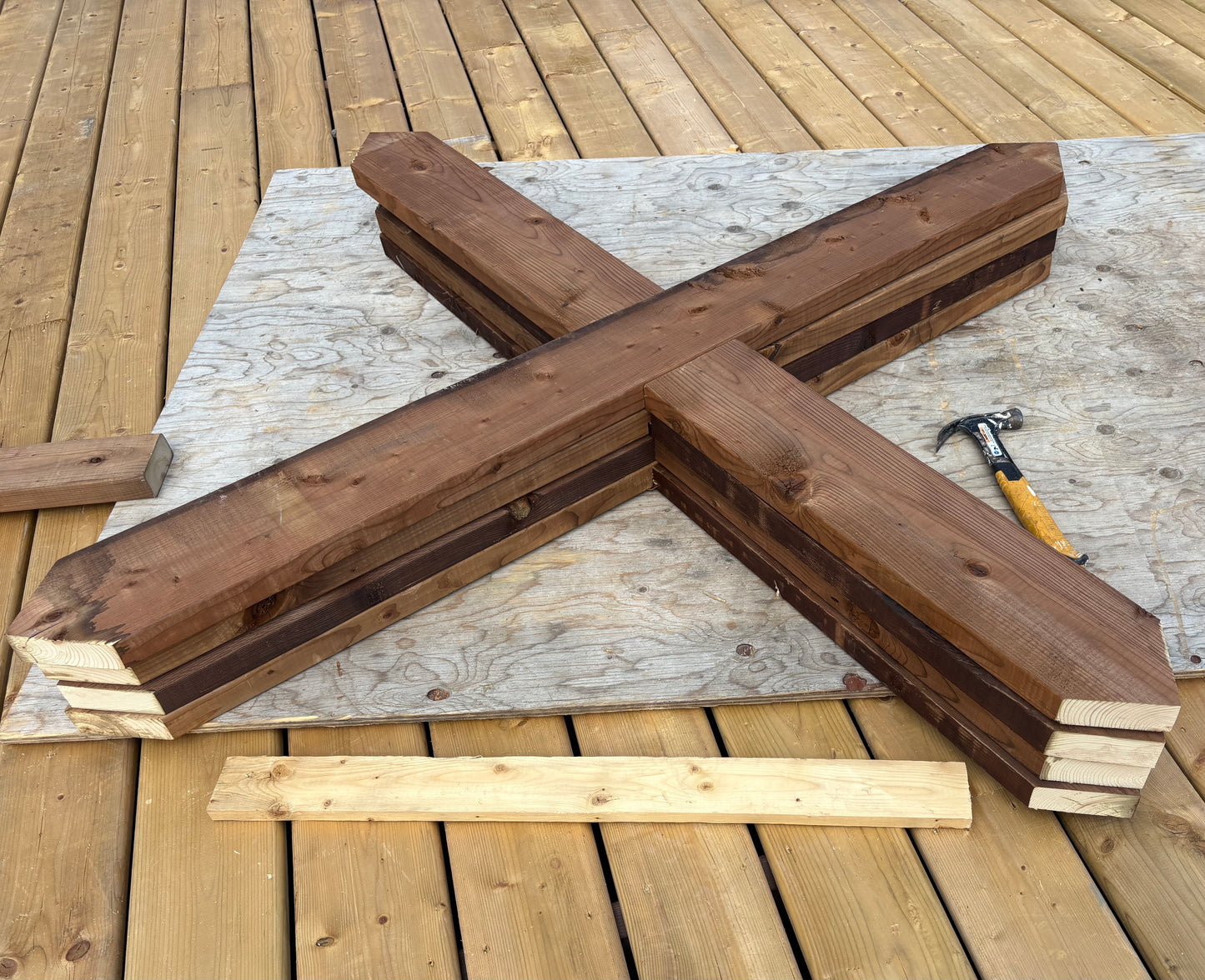 Wooden X brace pieces for building IBC tote stand